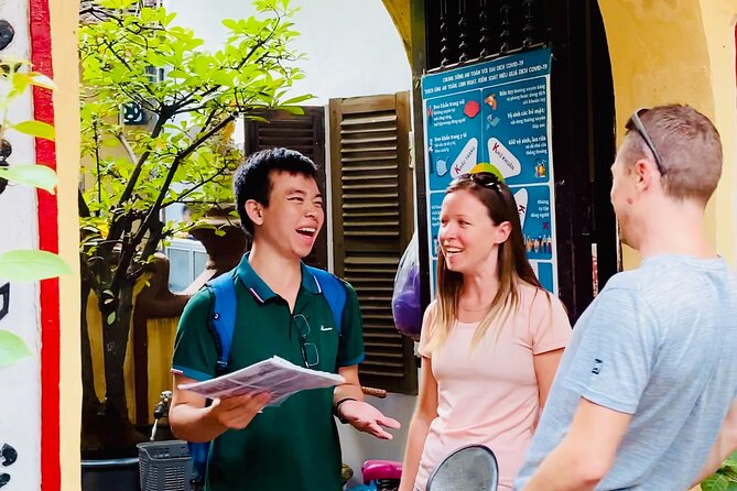 The Hidden Hanoi Old Quarter Experience - Why the included snacks and coffee actually matter