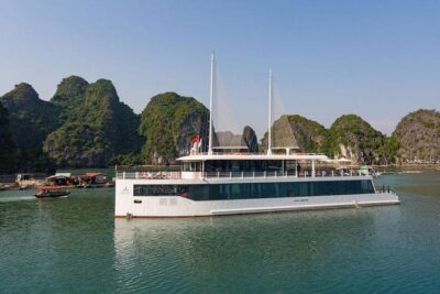 The Most Luxurious Ha Long Bay 1 Day Trip - Jadesails Cruise - Hanoi Pickup to Tuan Chau Marina: The Limousine Advantage