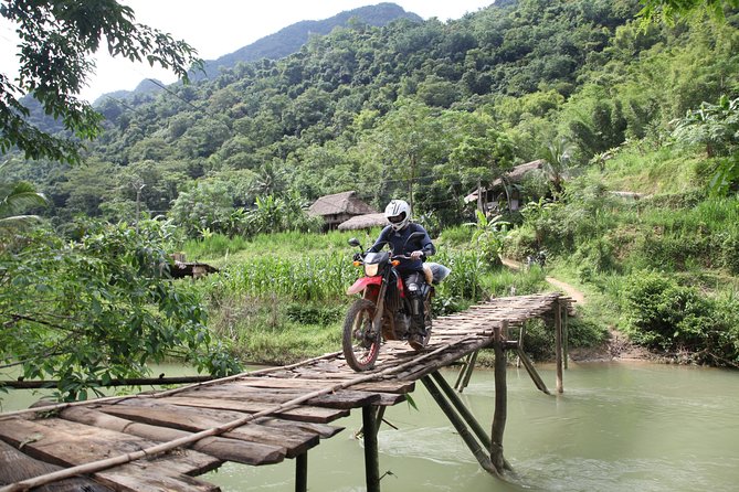 Three days motorbiking tour Pu Luong - Safety and comfort: manual clutch, moderate fitness, and rain days