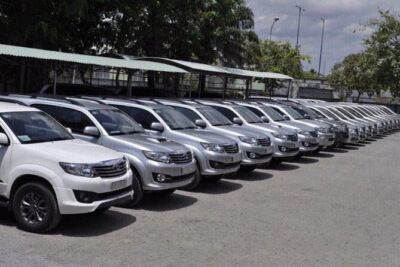 (TOP) Private car: Hanoi/Noi Bai Airport (HAN) from/to Ha Long - Pickup and Name-Sign Meet: Where You Actually Find Your Driver
