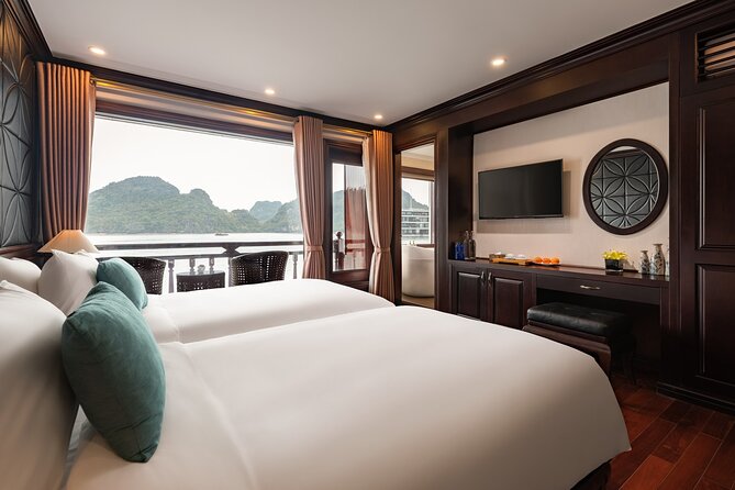 TOP TIER: 3 DAYS/2 NIGHTS tours- LIKE ABOSS on beautiful cruises - Meals on board: why “included” is more valuable than it sounds