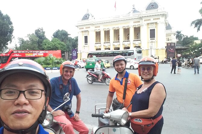 Vespa Tour HANOI BACK STREETS: FOOD+LOCAL LIFE+CULTURE & FUN - Lunch inside Hanoi train station: a cozy reset with real Vietnamese food