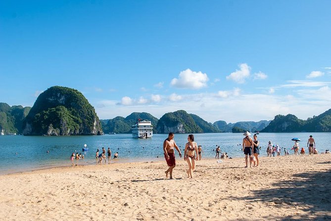 Vietnam Package Tours - Hanoi Green Travel - Day 5 in Sapa: the 12 km trek to three villages