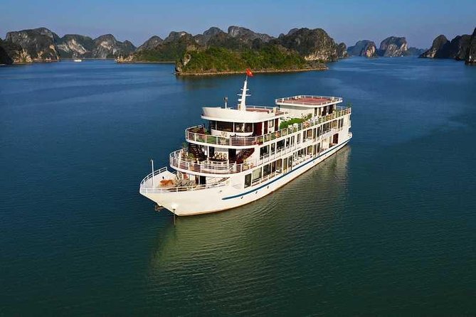 Vietnam Package Tours - Hanoi Green Travel - Day 2 on Ha Long Bay: cruising with lunch and the first big scenery hit