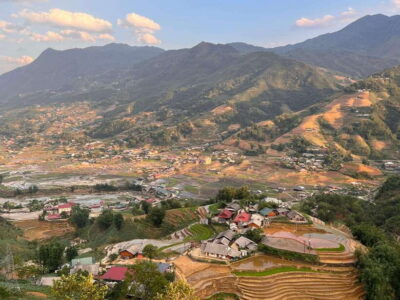 Visit all place in Sa Pa with easy riders - Start in Sa Pa: pickup that keeps your day on track