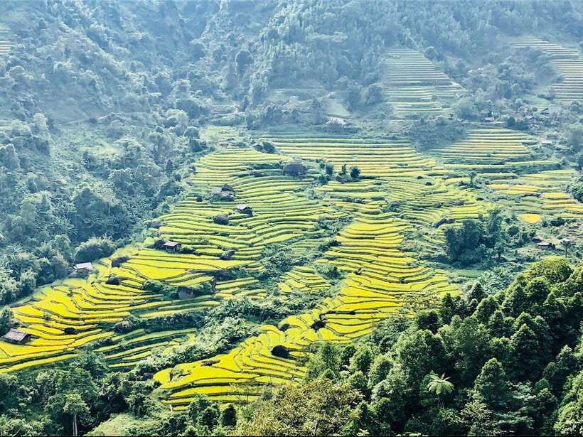 Visit all place in Sa Pa with easy riders - Lunch in Sa Pa town: reset time before the pass