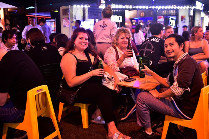 Walking Street Food Tour and Hidden Music - Hang Bac Street: Bánh Mì kiểu Hội An and Street-Friendly Comfort