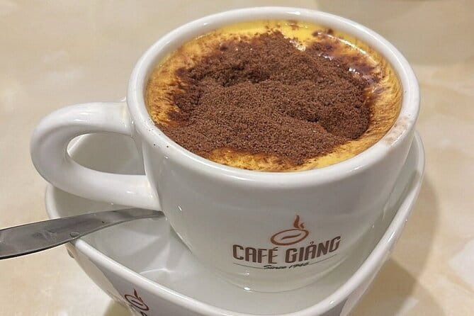 Walking Tour in Hanoi Old Quarter with Street Food & Coffee - Guide style: what makes the experience feel smooth, not chaotic