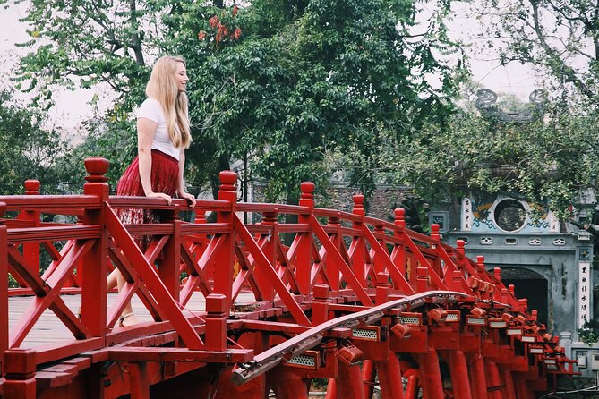 ️ Hanoi Instagram Tour: Most Famous Spots (Private & All-Inclusive) - St. Joseph’s Cathedral: Gothic Revival contrast in Hoàn Kiếm